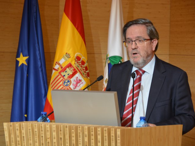 02Francisco Corpas presentado los nuevos estatutos
